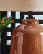 Aaleahya - Rouille - Lampe de table en verre