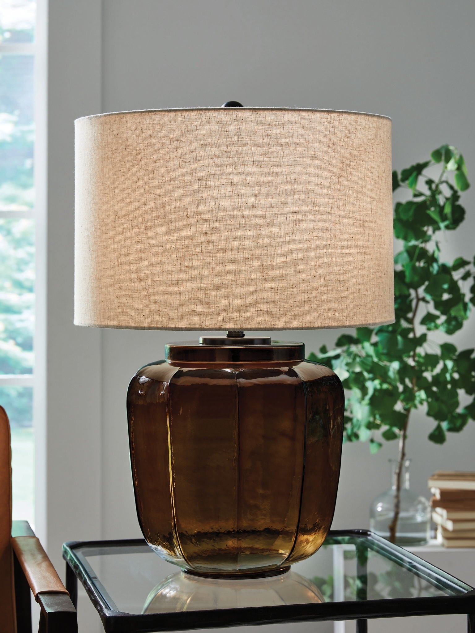 Bainmore - Ambre - Lampe de table en verre